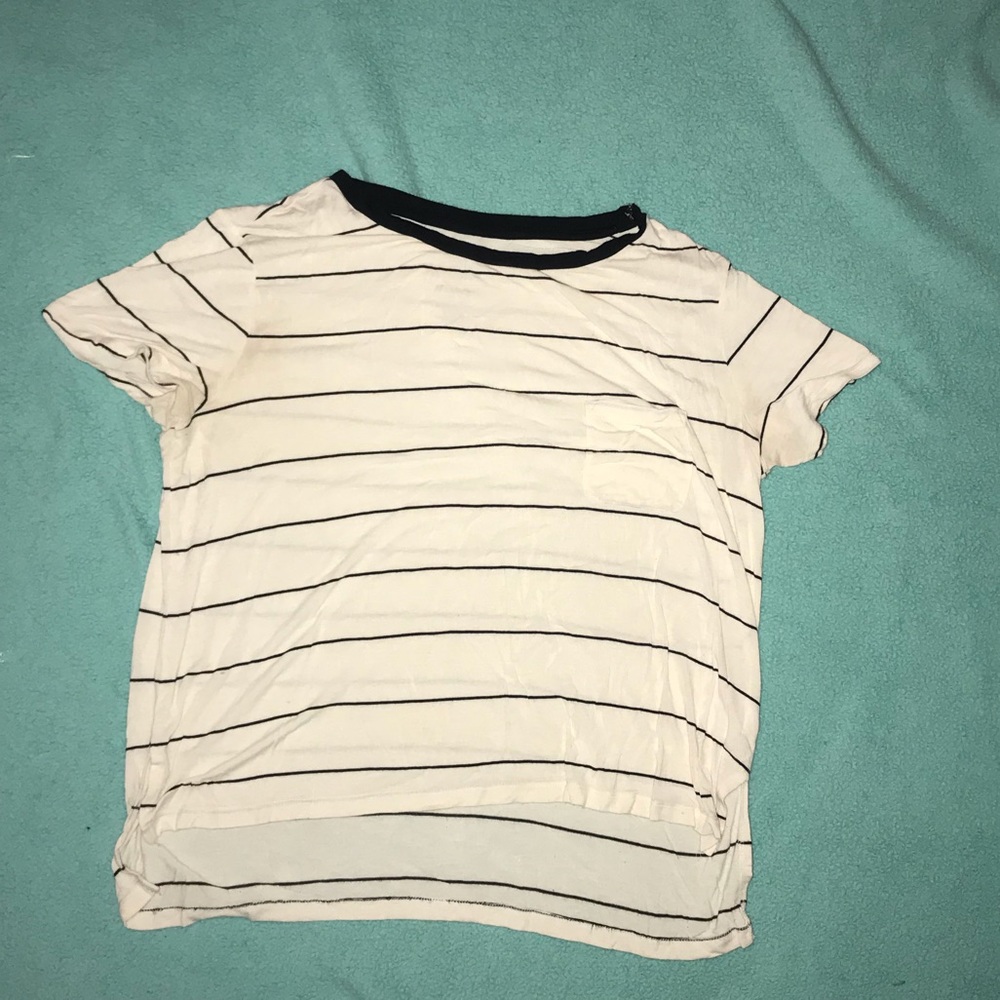 american eagle t-shirt